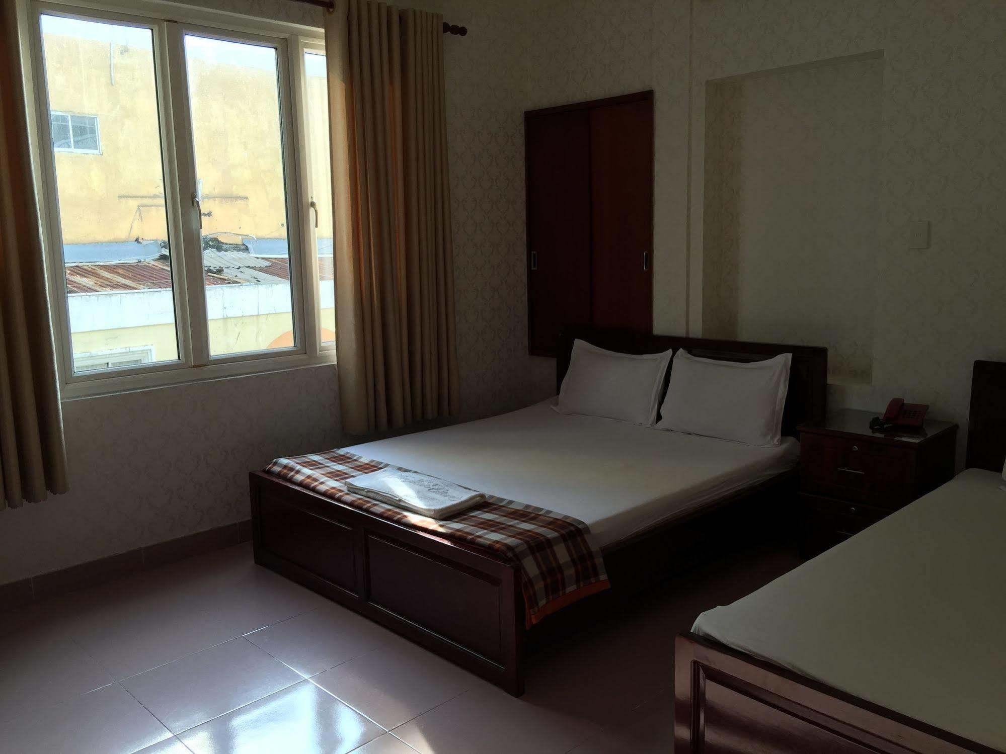 Hong Vinh Hotel Хошимин Экстерьер фото