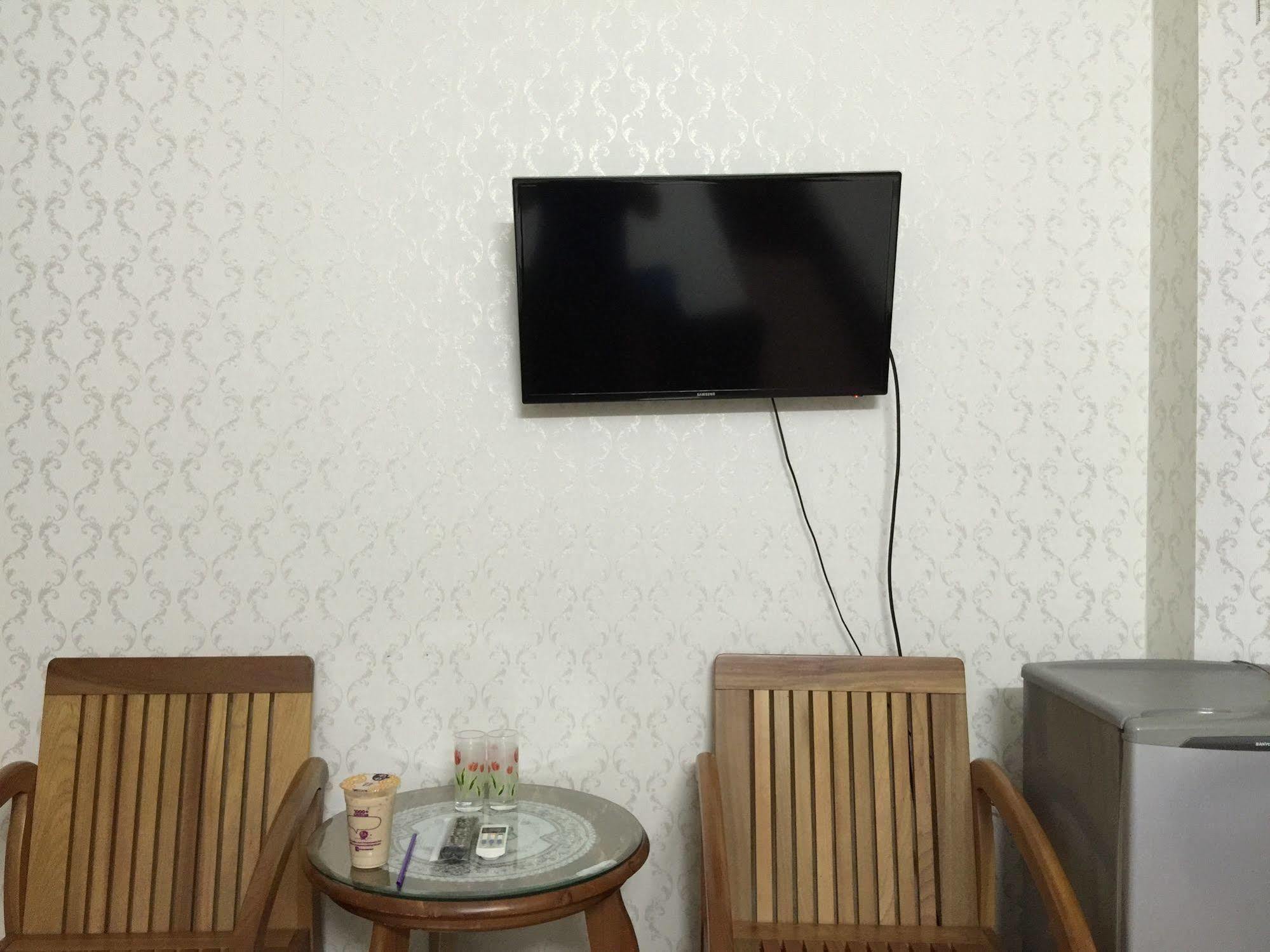 Hong Vinh Hotel Хошимин Экстерьер фото