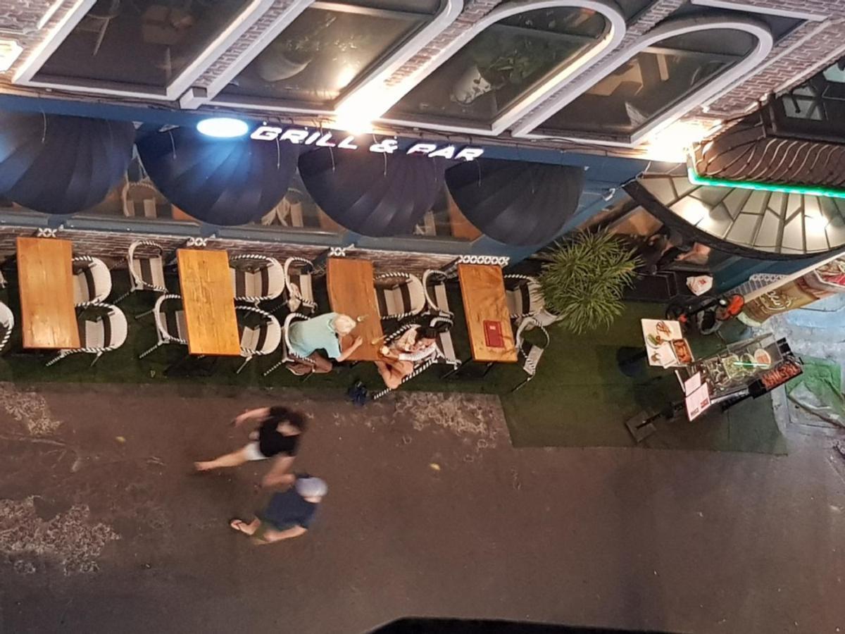 Hong Vinh Hotel Хошимин Экстерьер фото